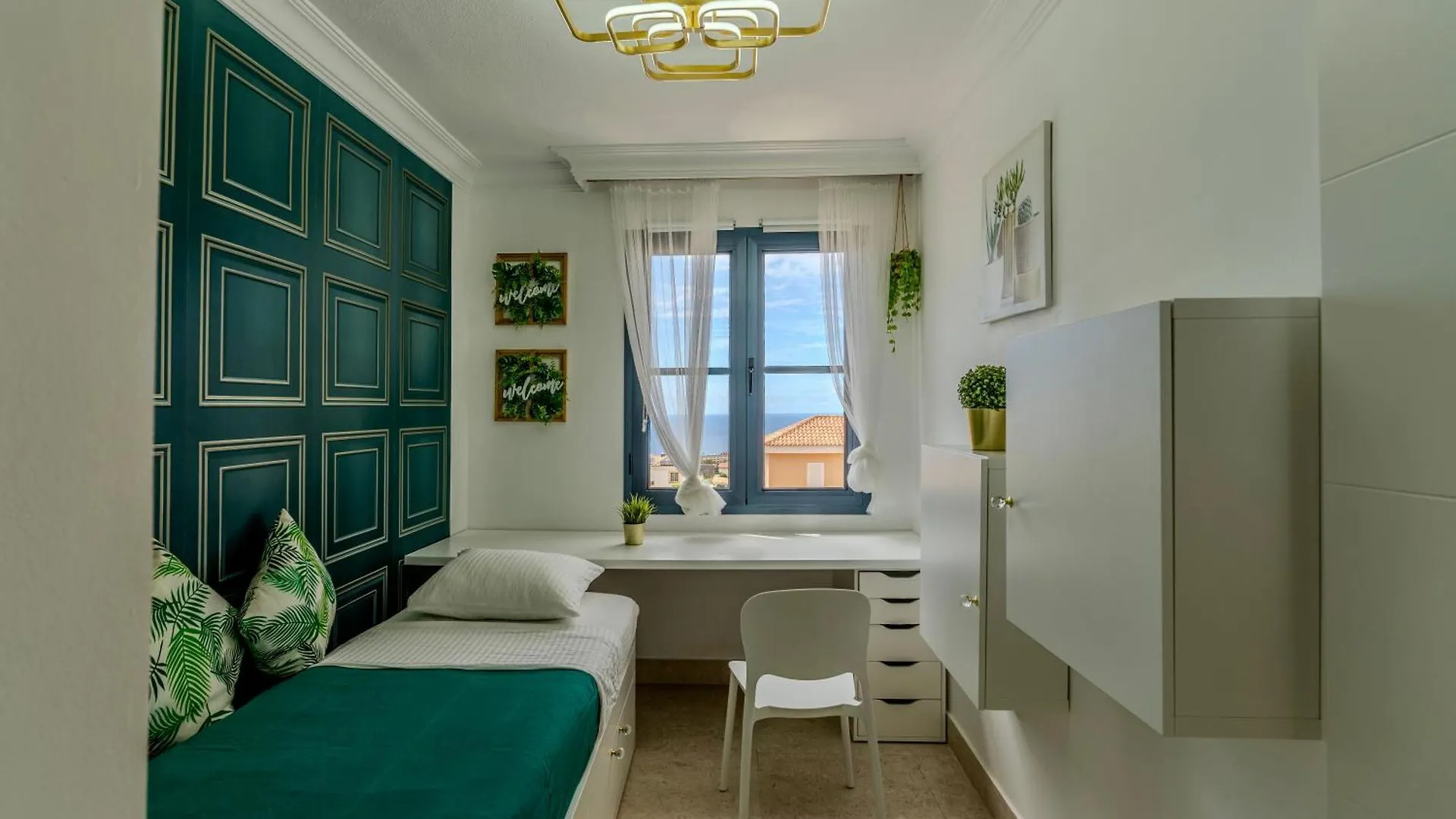 Appartamento Charming Semi- Detached Villa In Mirador Del Duque Costa Adeje  Spagna