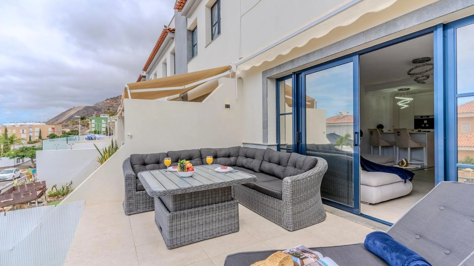 Lejlighed Charming Semi- Detached Villa In Mirador Del Duque Costa Adeje  Spanien