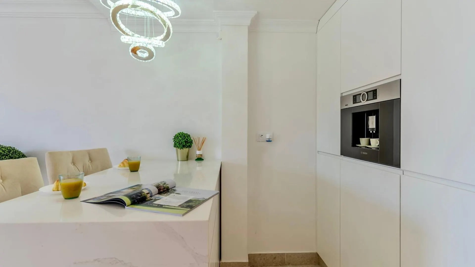 Charming Semi- Detached Villa In Mirador Del Duque Costa Adeje  Costa Adeje (Tenerife)