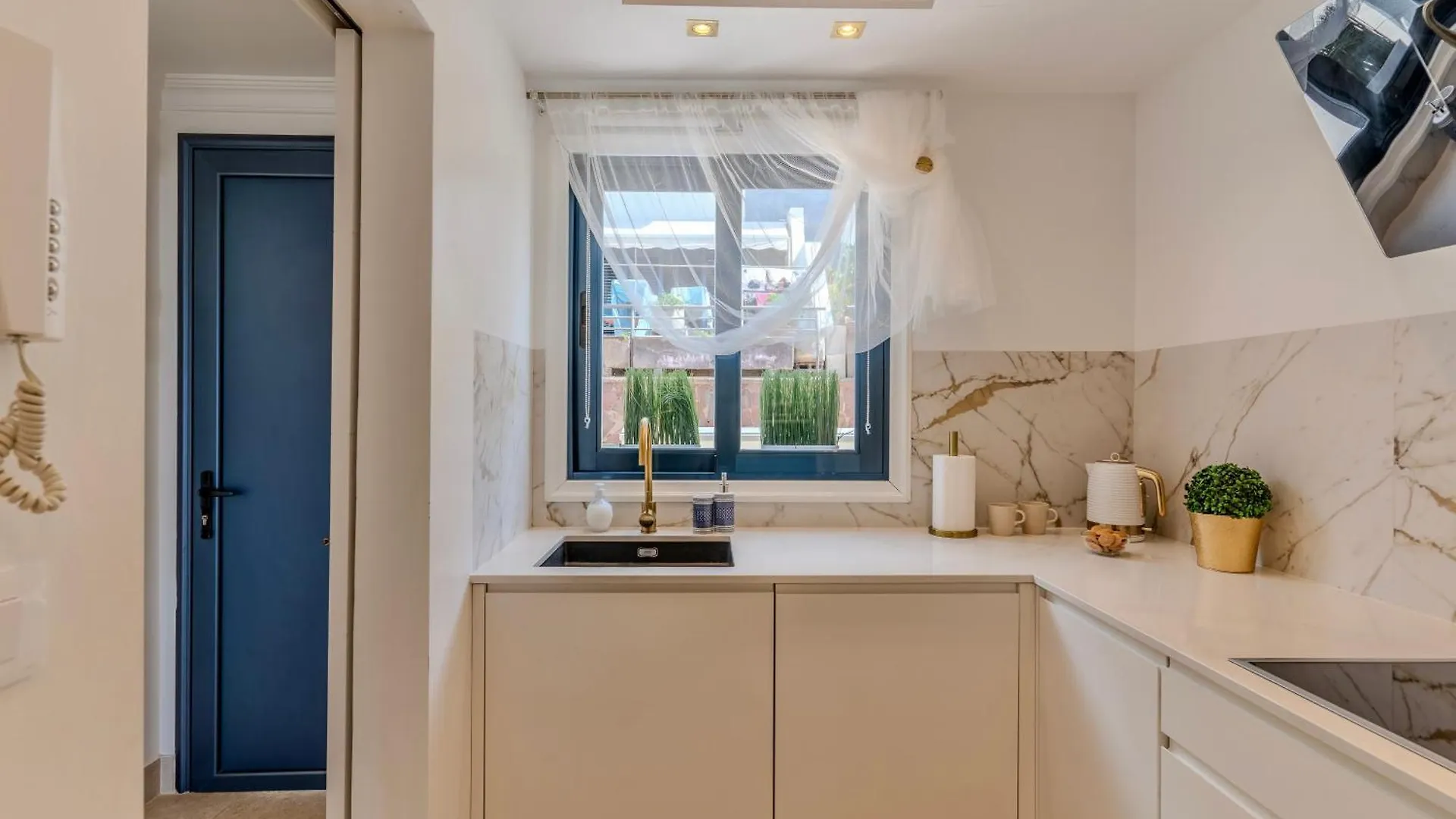 Lejlighed Charming Semi- Detached Villa In Mirador Del Duque Costa Adeje